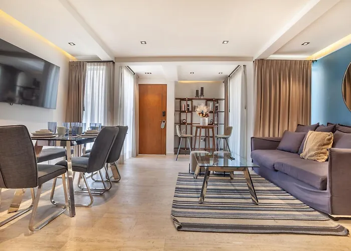 Apartahotel Nowness 4*
