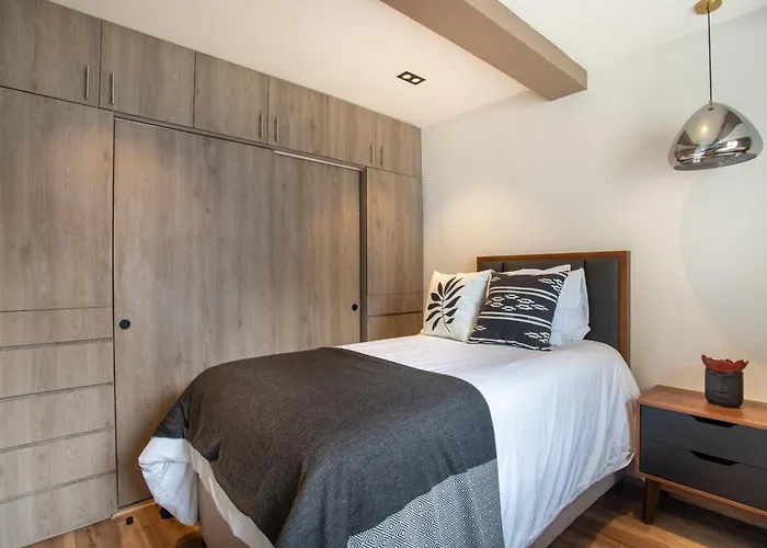 Nowness Apartahotel 4*